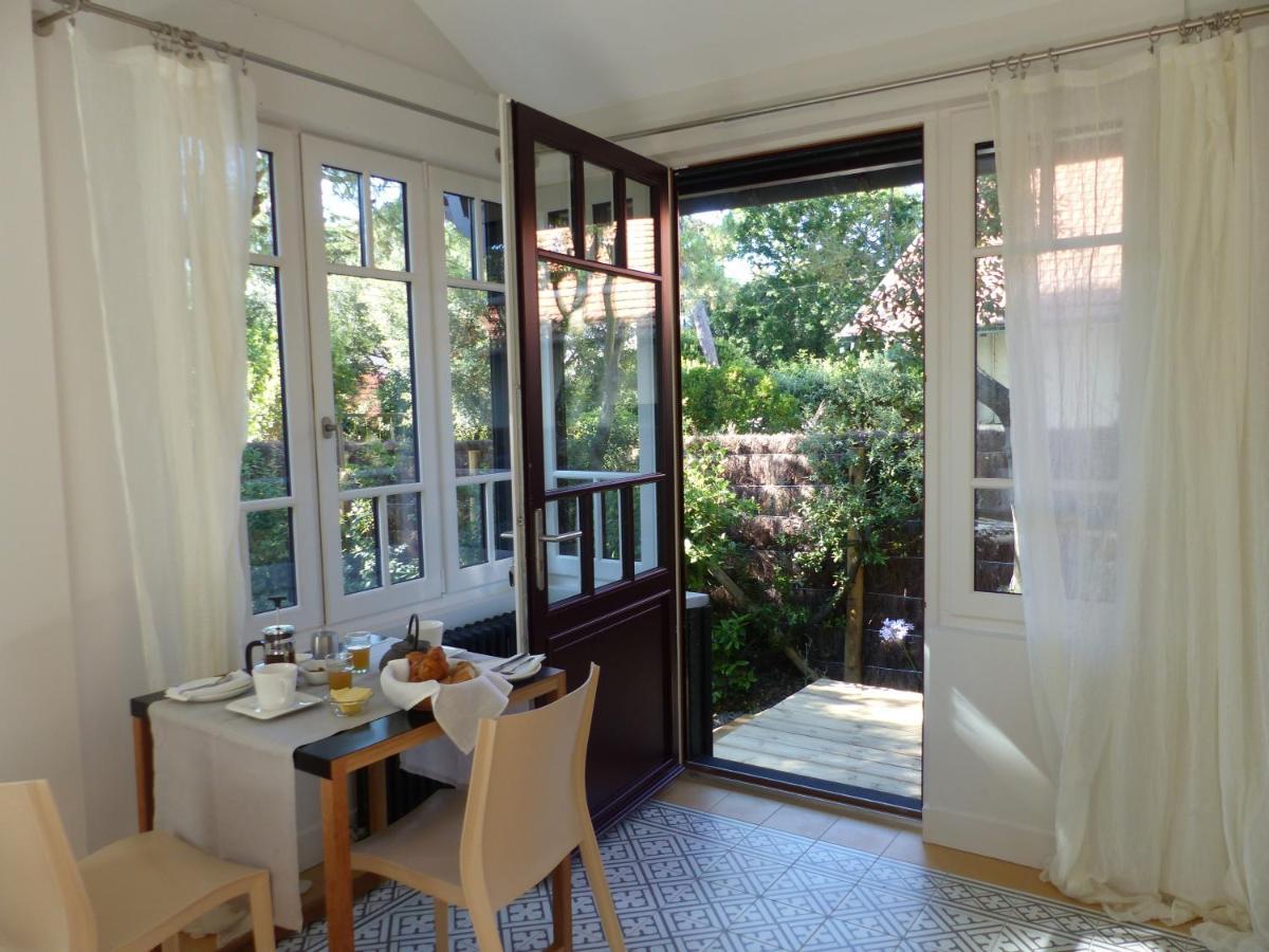 Bed and Breakfast L'Estantat La Teste-de-Buch Exterior foto